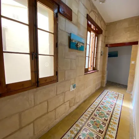 Cozy One Bed Apt - A Taste Of The Maltese Culture Apartment *